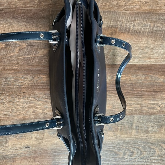 Michael Kors Navy with Sparkle Details Tote Bag - Picture 4 of 12